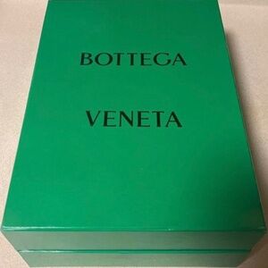 Bottega Veneta Women's Purple and Silver Sneakers